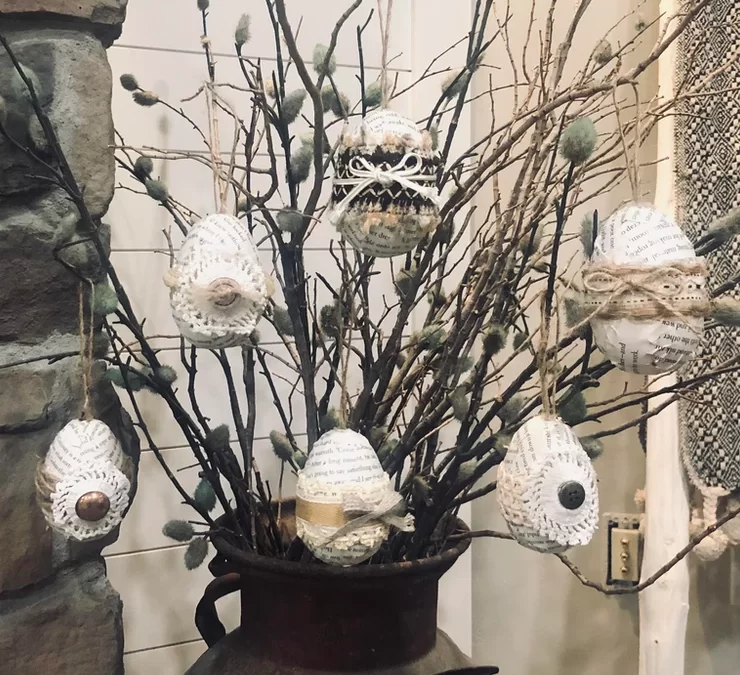 Hanging Farmhouse Easter Eggs